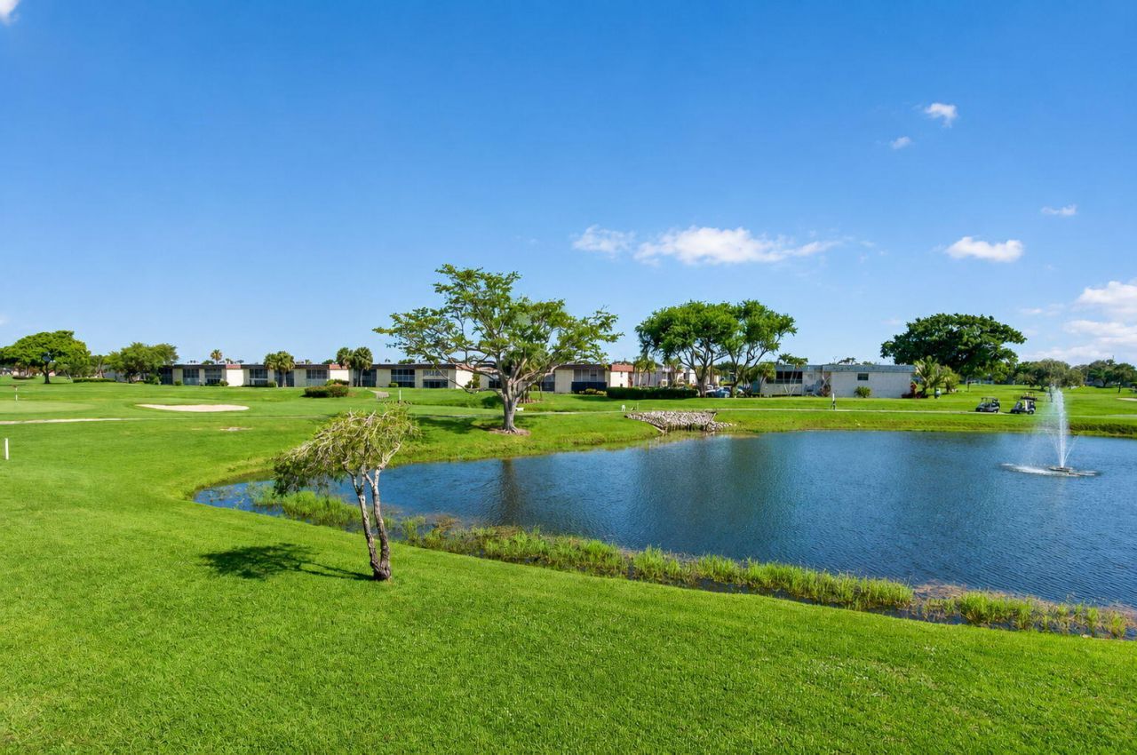 332 Capri G, Delray Beach, FL 33484 Photo