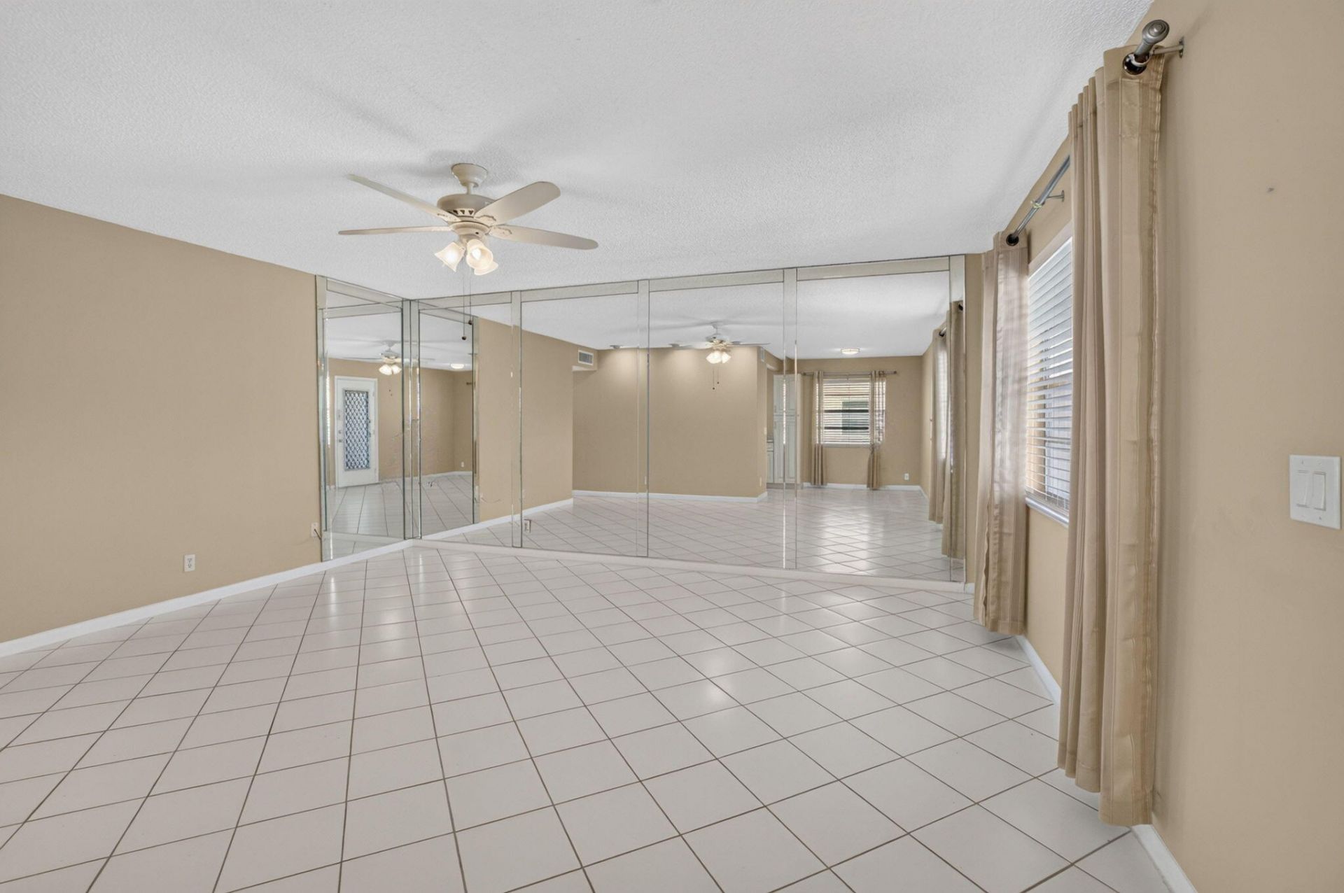 332 Capri G, Delray Beach, FL 33484 Photo
