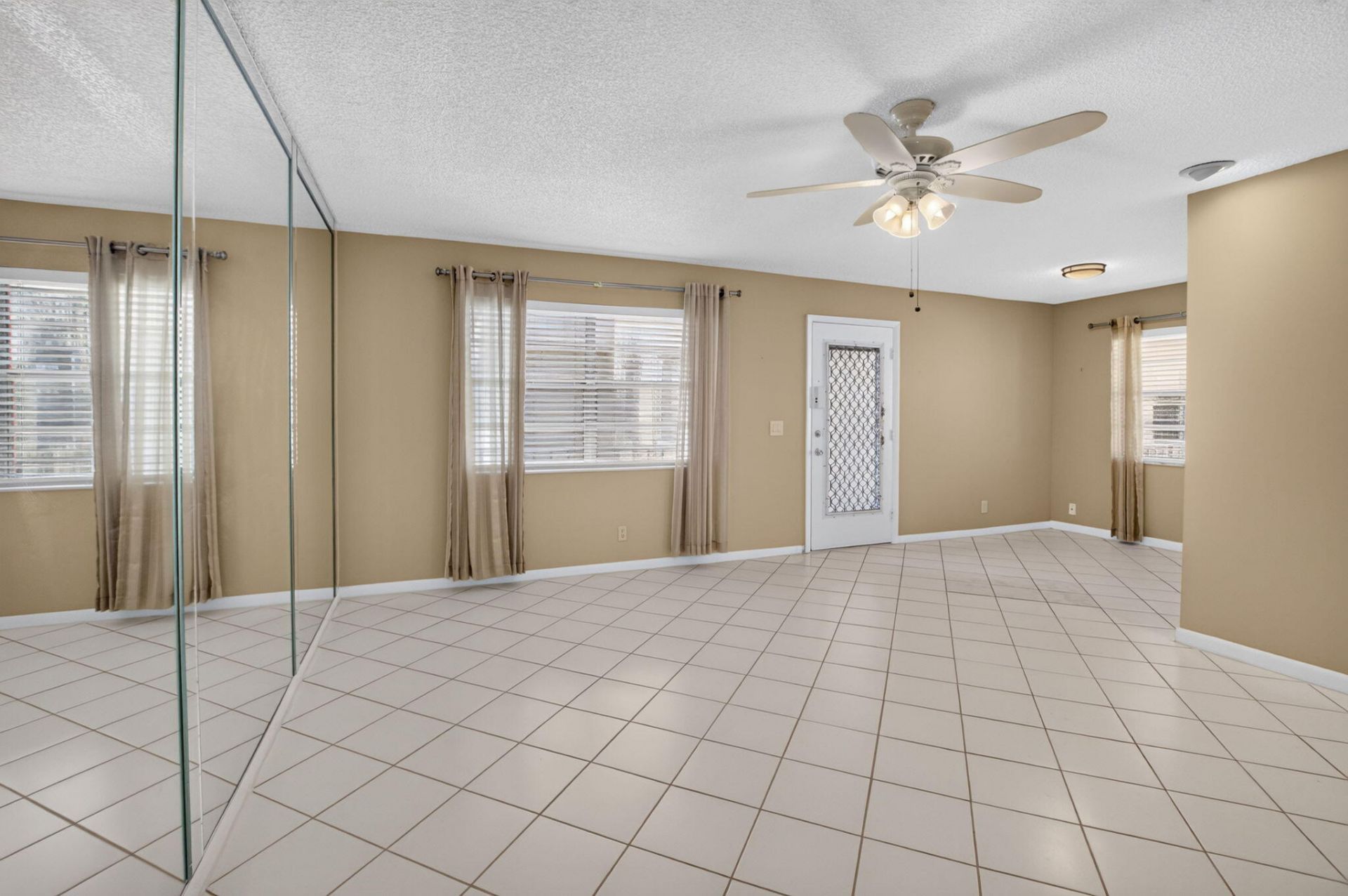 332 Capri G, Delray Beach, FL 33484 Photo