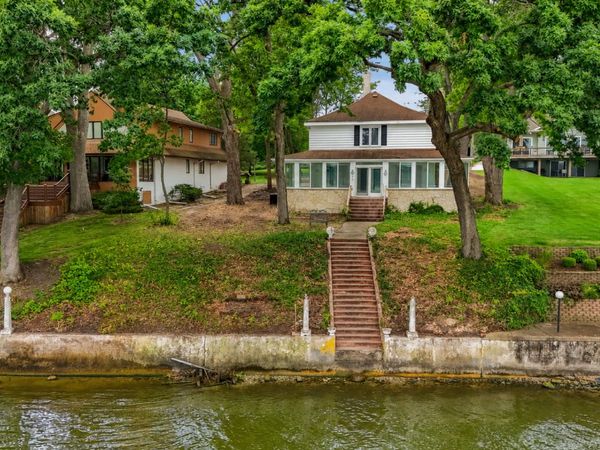 1308 Old Bay Road, Johnsburg, IL 60051