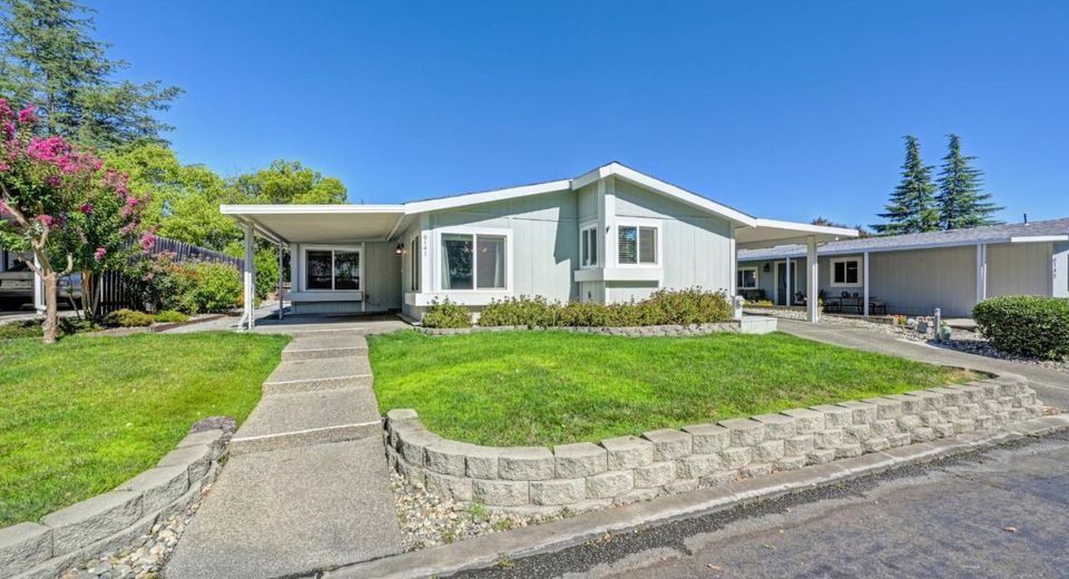 6141 Oak Lakes Ln, Citrus Heights, CA 95621 Photo