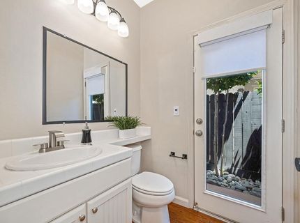 1688 Orvietto Dr, Roseville, CA 95661 Photo