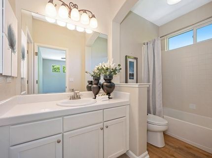 1688 Orvietto Dr, Roseville, CA 95661 Photo