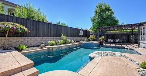 1688 Orvietto Dr, Roseville, CA 95661 Photo