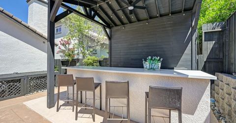 1688 Orvietto Dr, Roseville, CA 95661 Photo