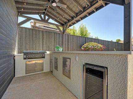 1688 Orvietto Dr, Roseville, CA 95661 Photo