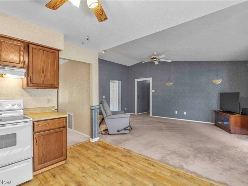 7074 Brandywine Drive, Mentor, OH 44060 Photo 11