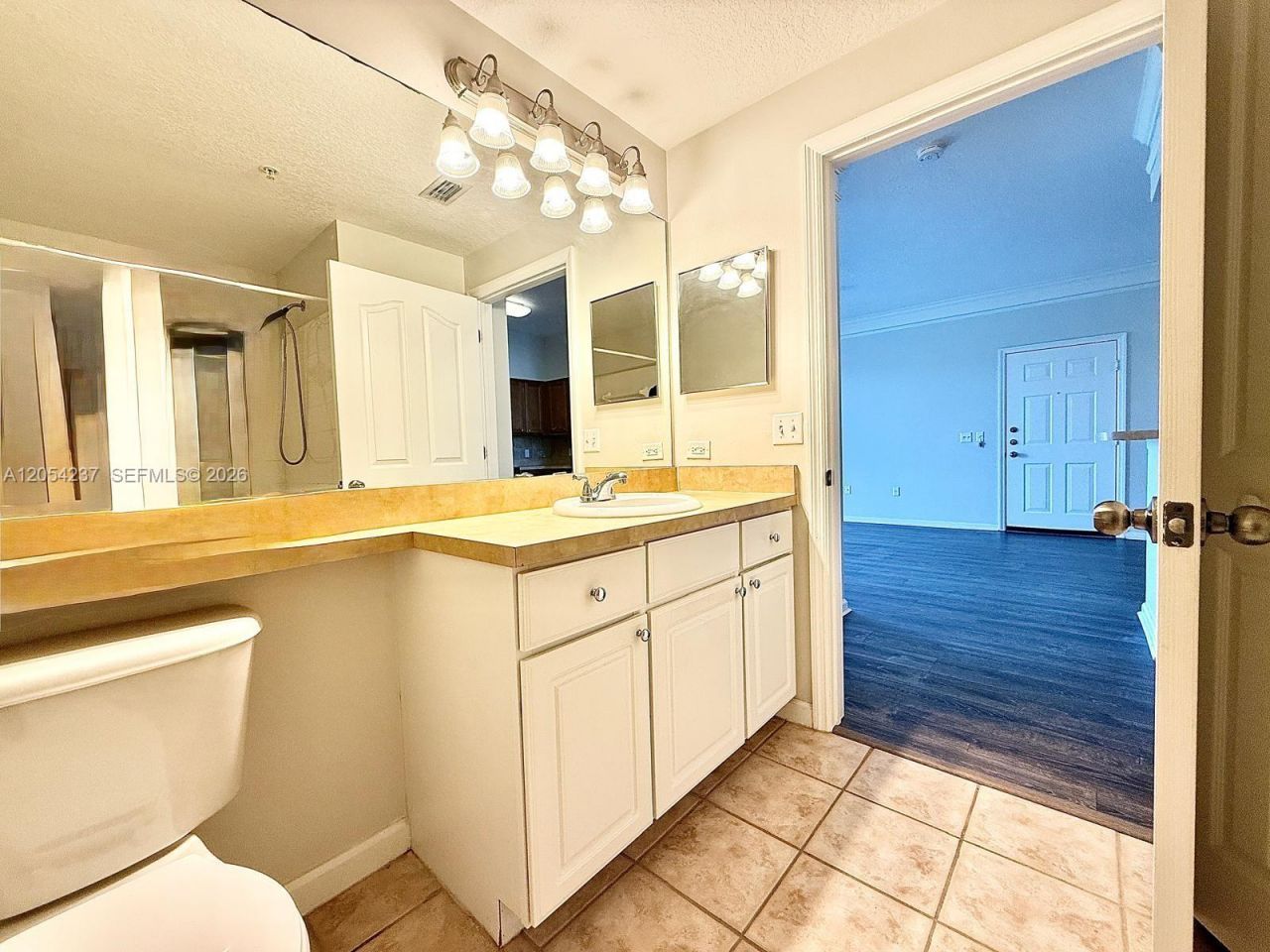 9208 W Myrtlewood Cir W , Unit 208, Palm Beach Gardens, FL 33418 Photo