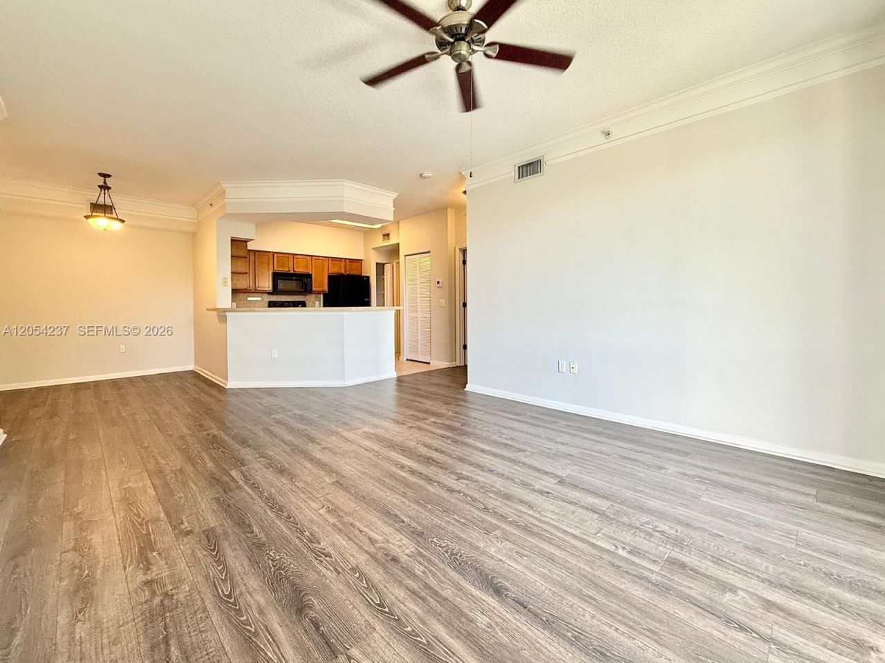 9208 W Myrtlewood Cir W , Unit 208, Palm Beach Gardens, FL 33418 Photo