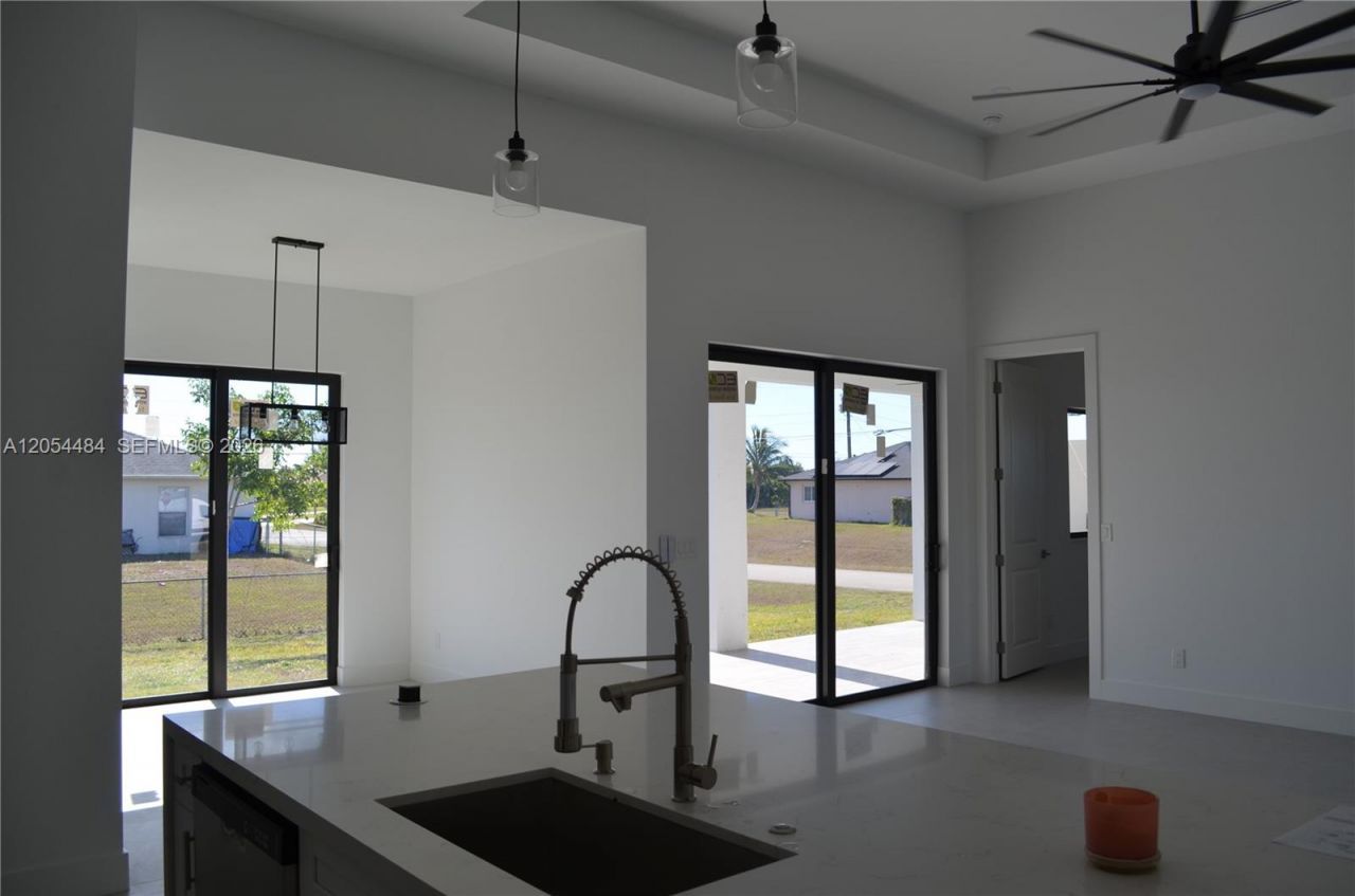 1728 Kismet Pkwy W , Cape Coral, FL 33993 Photo