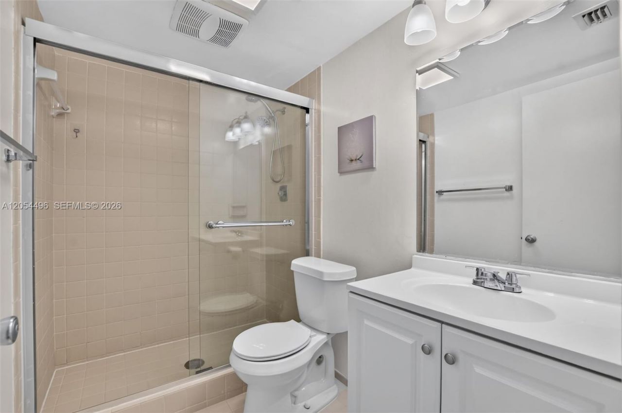 5951 Wellesley Park Dr , Unit 508, Boca Raton, FL 33433 Photo