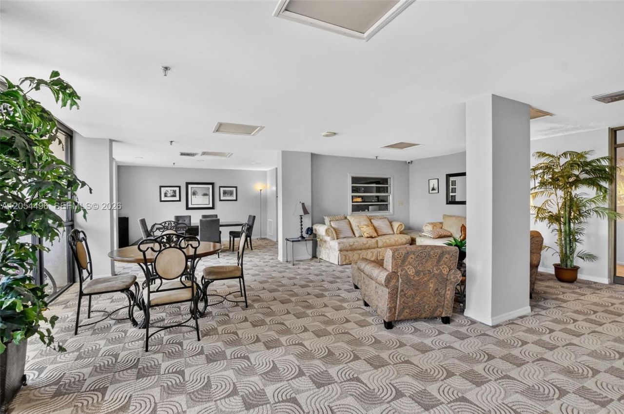 5951 Wellesley Park Dr , Unit 508, Boca Raton, FL 33433 Photo