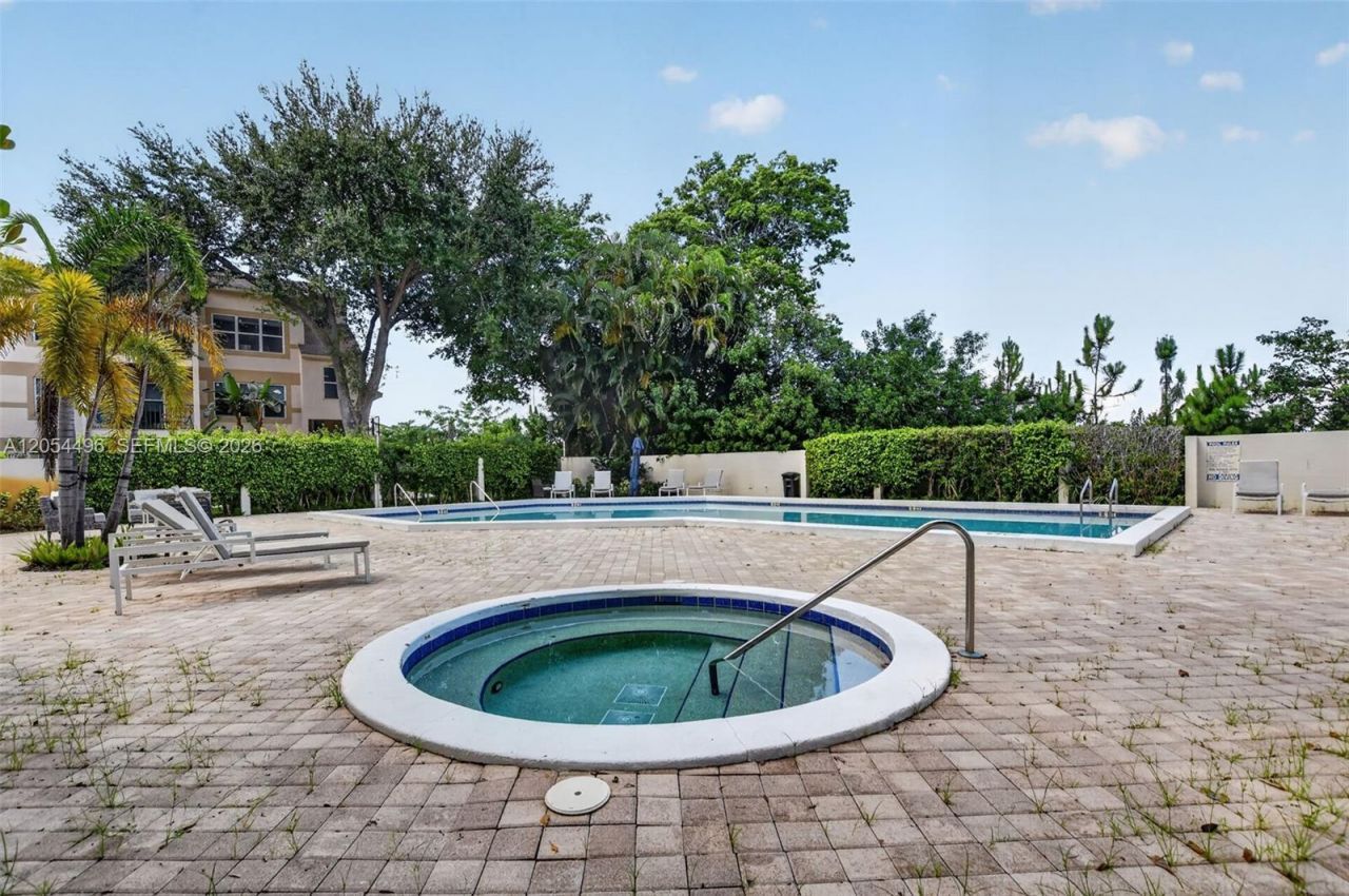 5951 Wellesley Park Dr , Unit 508, Boca Raton, FL 33433 Photo