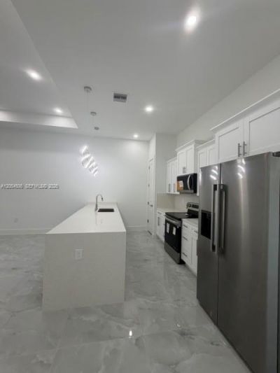 257/259 SW 3rd St, Cape Coral, FL 33991 Photo