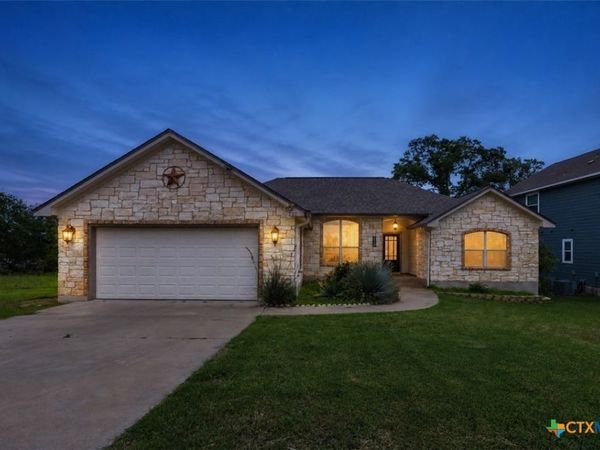 220 Ulupau Circle, Bastrop, TX 78602