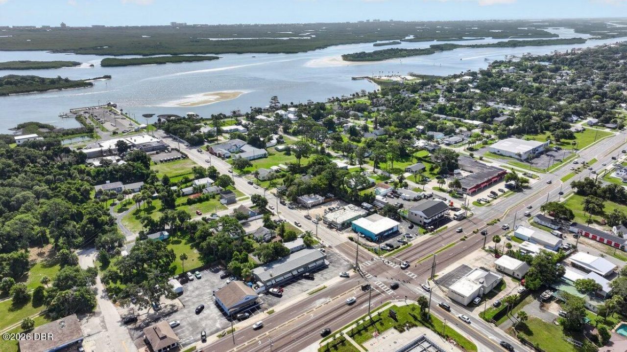 114 E Park Avenue, Edgewater, FL 32132 Photo