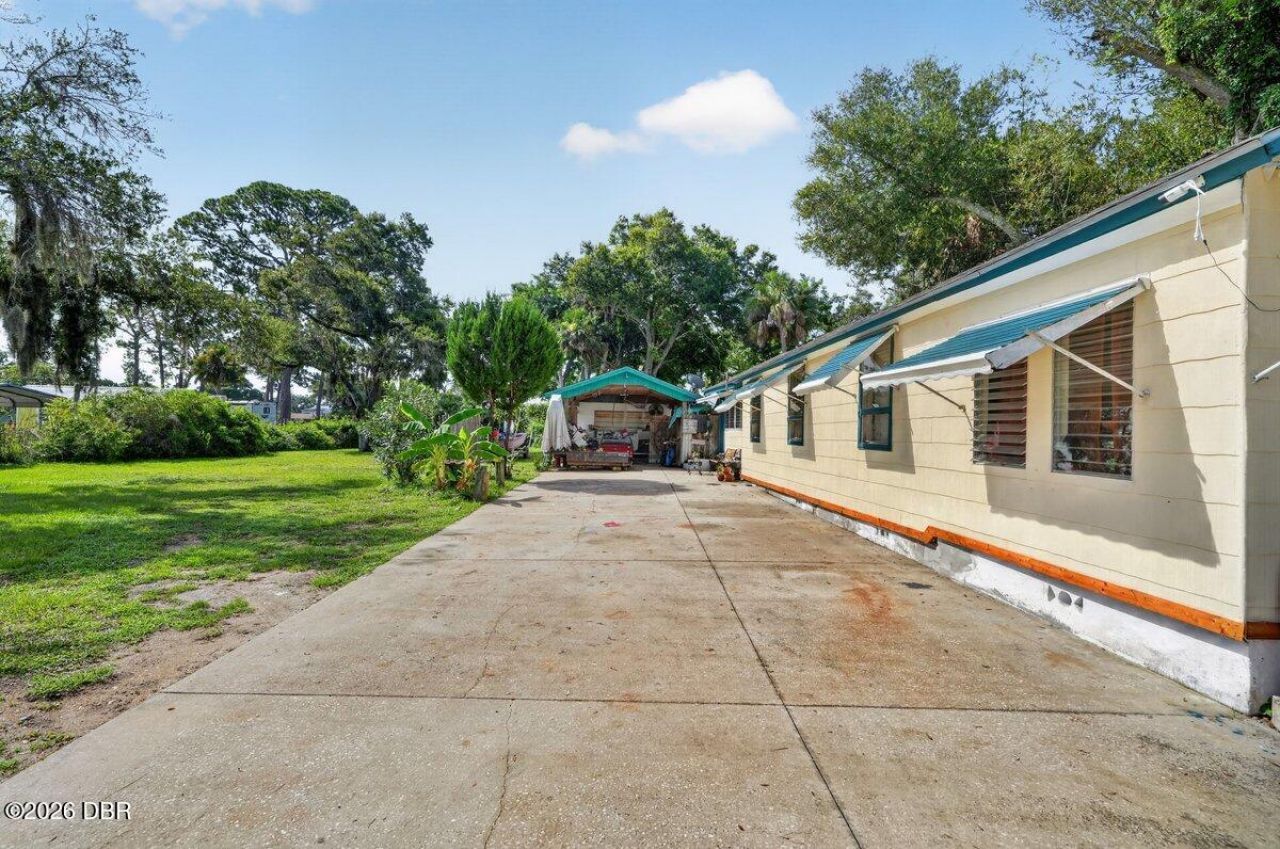 114 E Park Avenue, Edgewater, FL 32132 Photo