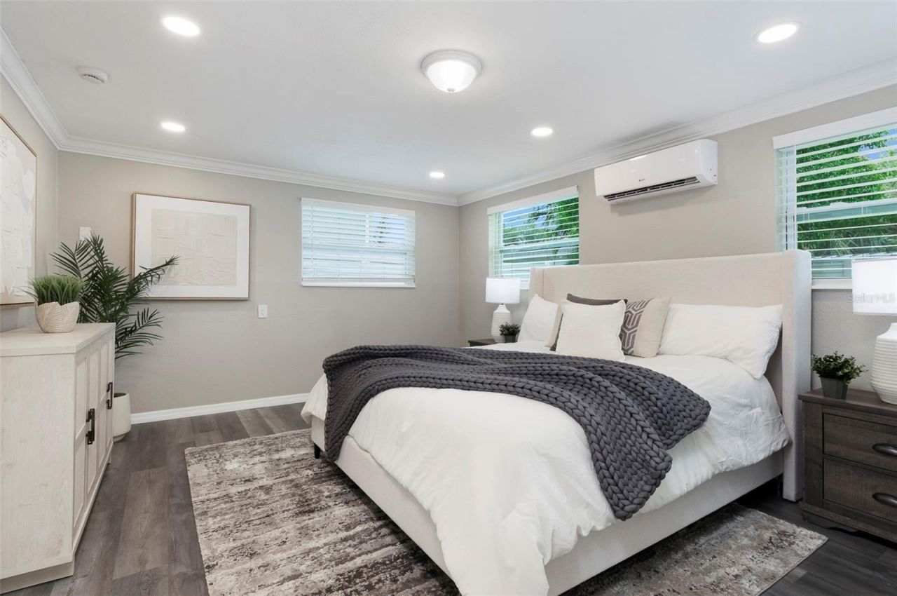 4911 Chancellor Street Ne, Saint Petersburg, FL 33703 Photo