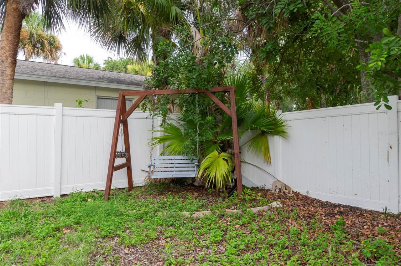 4911 Chancellor Street Ne, Saint Petersburg, FL 33703 Photo