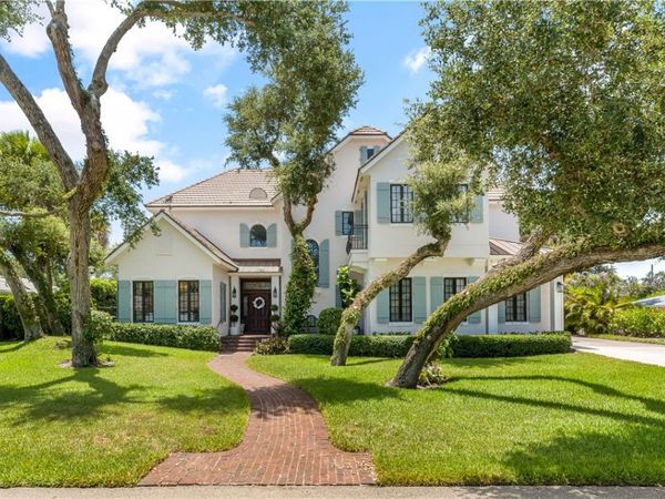 516 Fiddlewood Road, Vero Beach, FL 32963
