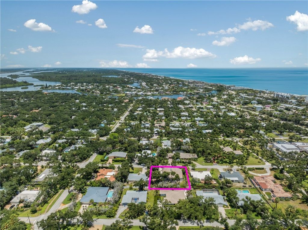 516 Fiddlewood Road, Vero Beach, FL 32963 Photo