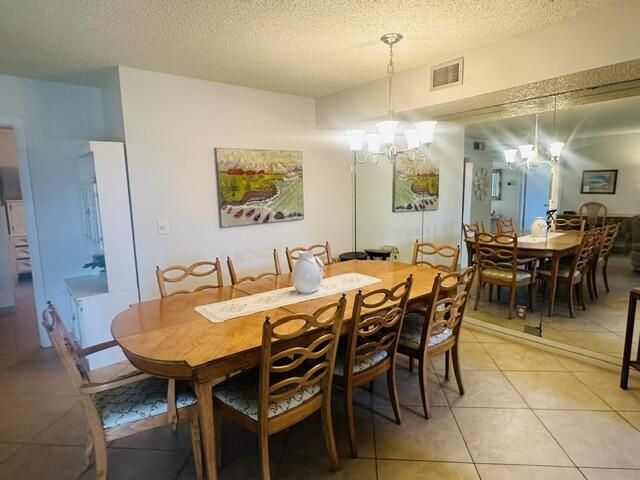 5981 VÃ­a Vermilya, Unit 405, Lantana, FL 33462 Photo