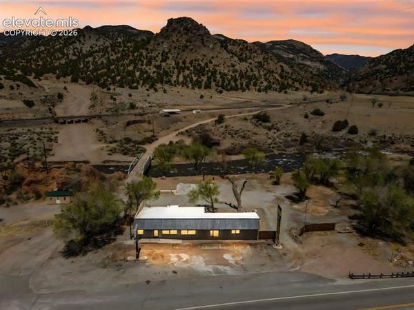 27077 Highway 50 , Cotopaxi, CO 81223