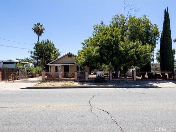 1585 H ST , San Bernardino, CA 92405