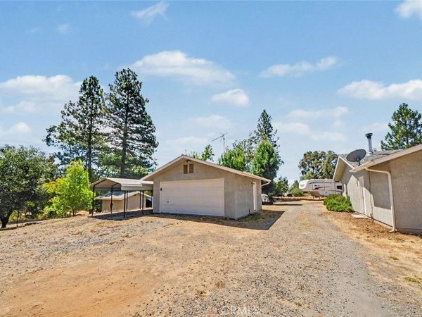 5627 Buckskin Road , Mariposa, CA 95338