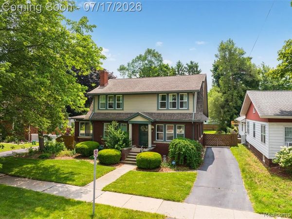 183 W Columbia Avenue, Belleville, MI 48111