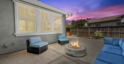 2745 Bickleigh Loop, Roseville, CA 95747 Photo