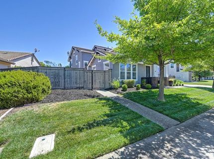 2745 Bickleigh Loop, Roseville, CA 95747 Photo