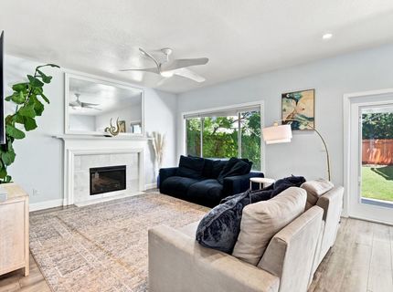 9464 Cedarview Way, Elk Grove, CA 95758 Photo
