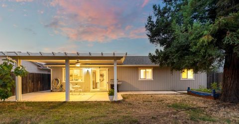 3558 Scorpio Dr, Sacramento, CA 95827 Photo