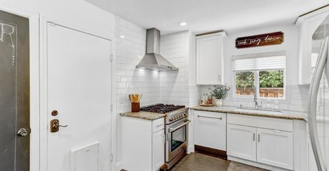 2305 22nd Ave, Sacramento, CA 95822 Photo
