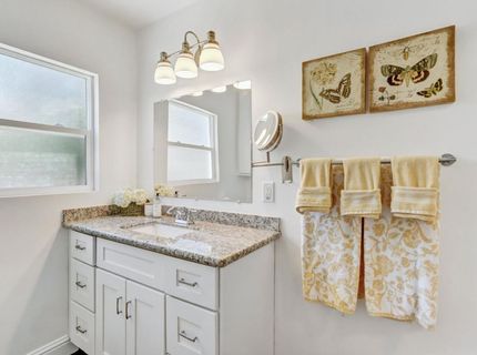 2305 22nd Ave, Sacramento, CA 95822 Photo