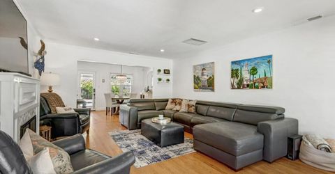 2305 22nd Ave, Sacramento, CA 95822 Photo