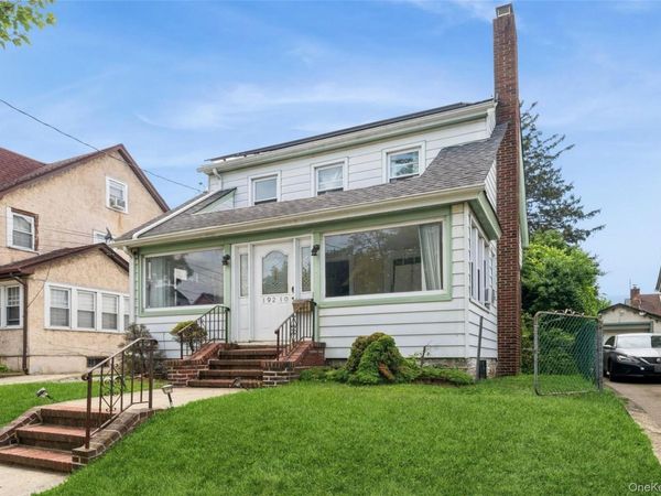 192-10 104th Avenue , Saint Albans, NY 11412