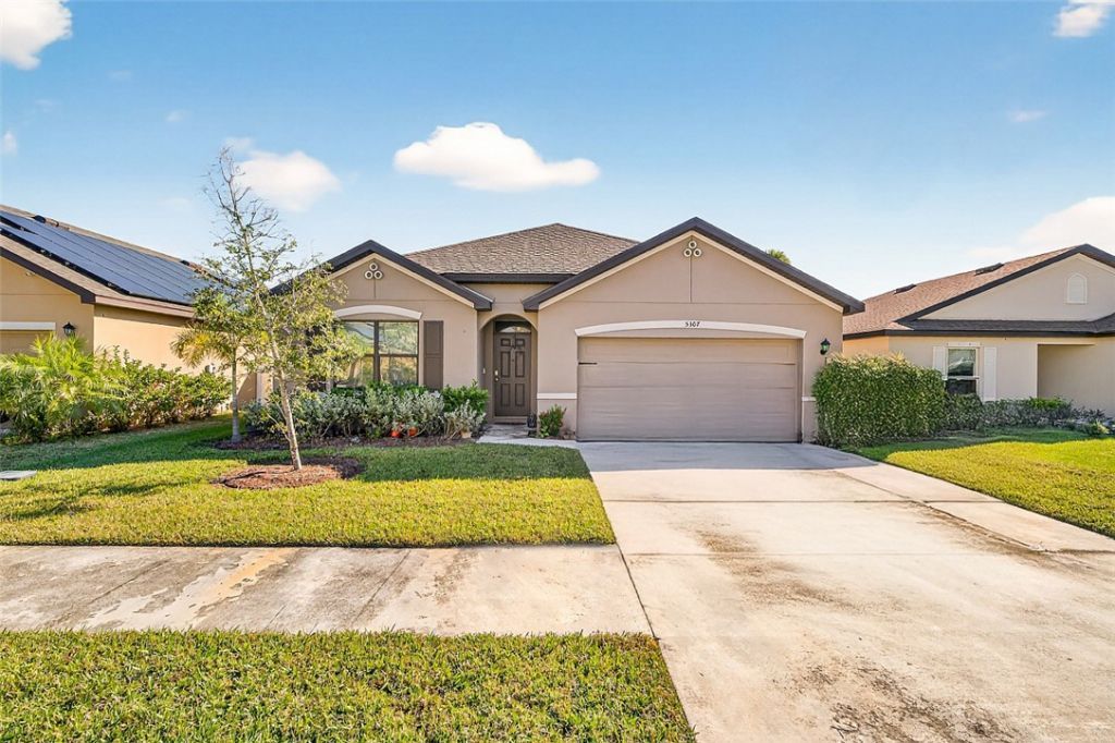 5307 Entertainment Way, Fort Pierce, FL 34947 Photo
