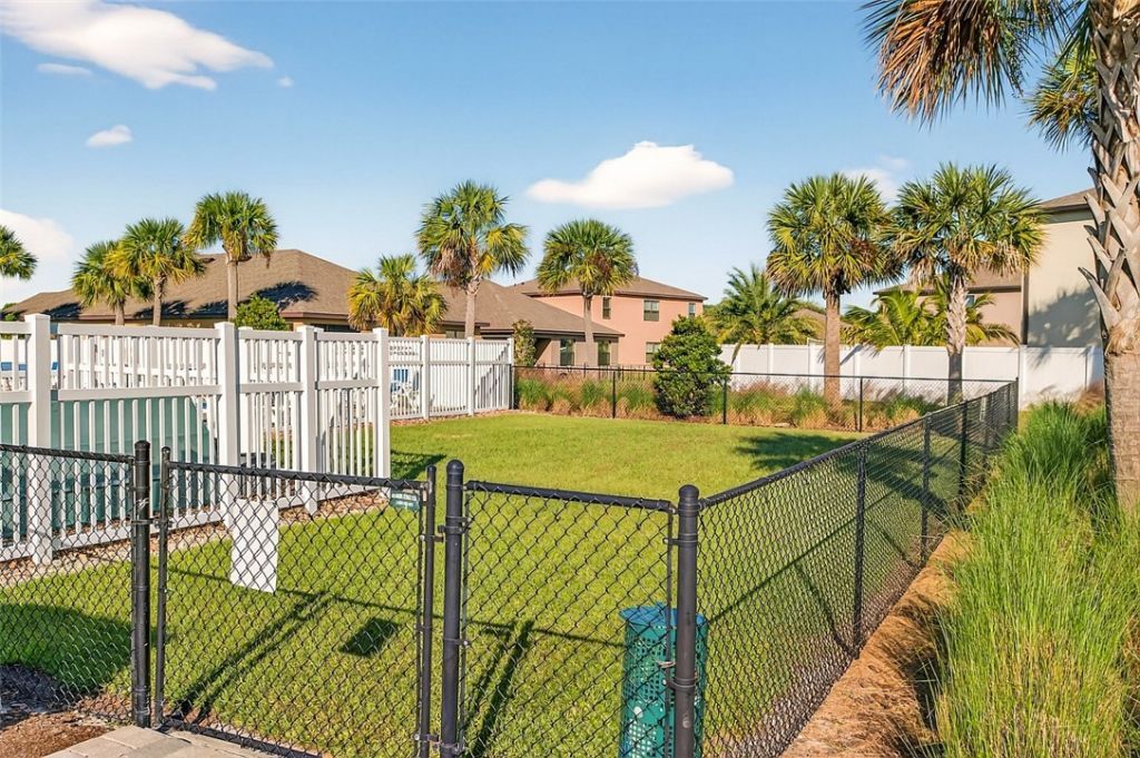 5307 Entertainment Way, Fort Pierce, FL 34947 Photo
