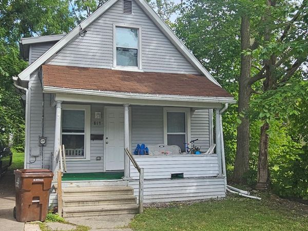 817 Middle Street, Lansing, MI 48915