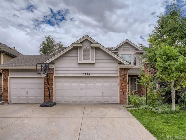 5828 S Danube Street , Aurora, CO 80015