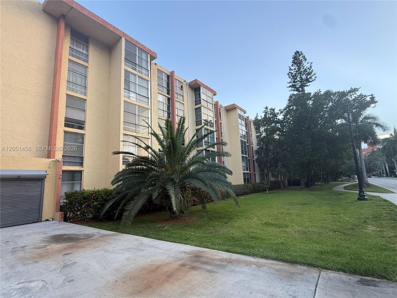 200 172nd St , Unit 416, Sunny Isles Beach, FL 33160 Photo