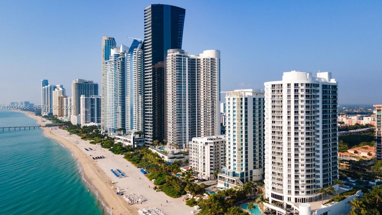 200 172nd St , Unit 416, Sunny Isles Beach, FL 33160 Photo
