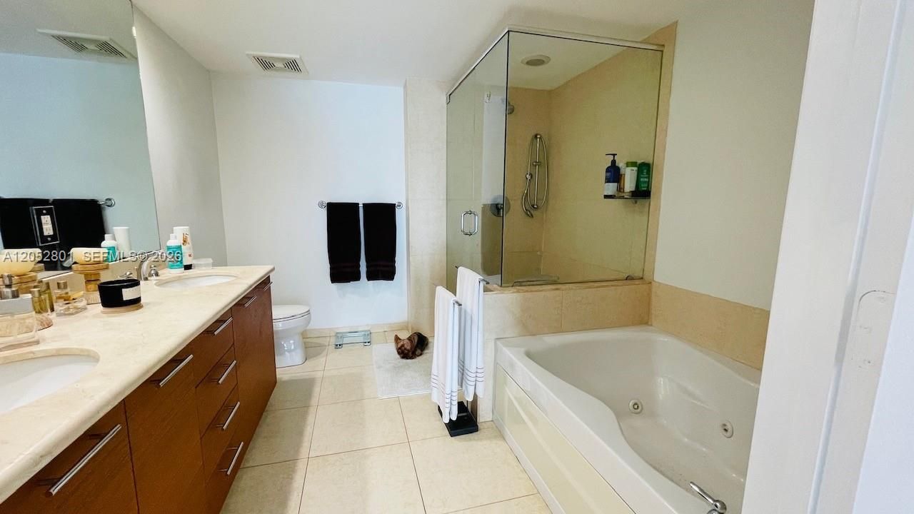 50 Biscayne Blvd , Unit 1701, Miami, FL 33132 Photo