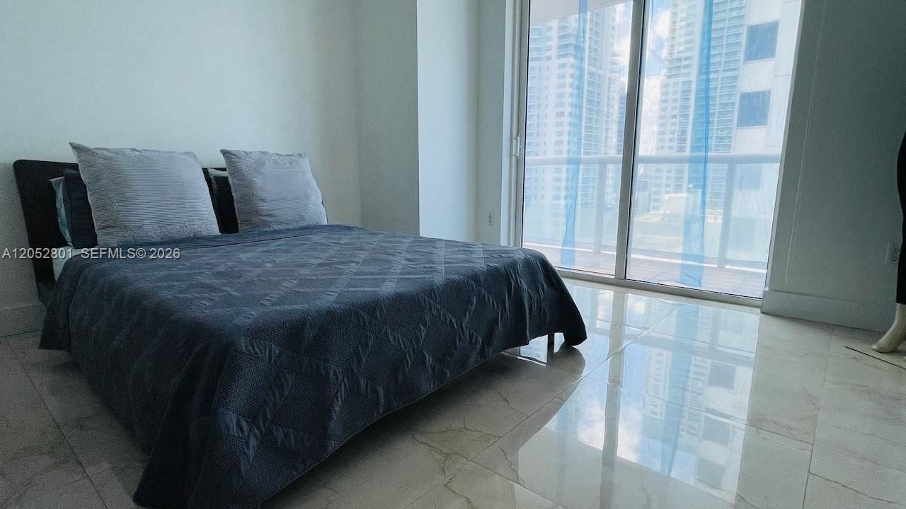 50 Biscayne Blvd, Unit 1701, Miami, FL 33132 Photo