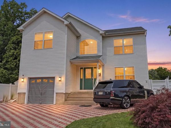 2347 MAPLE AVENUE , CROYDON, PA 19021