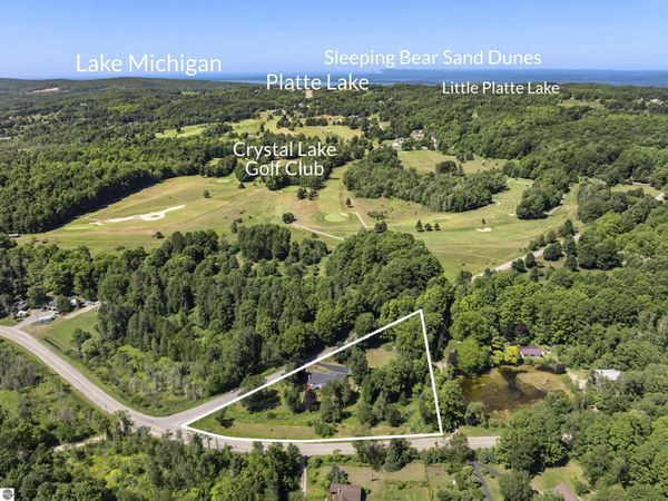 8468 Narrow Gauge Road, Beulah, MI 49617