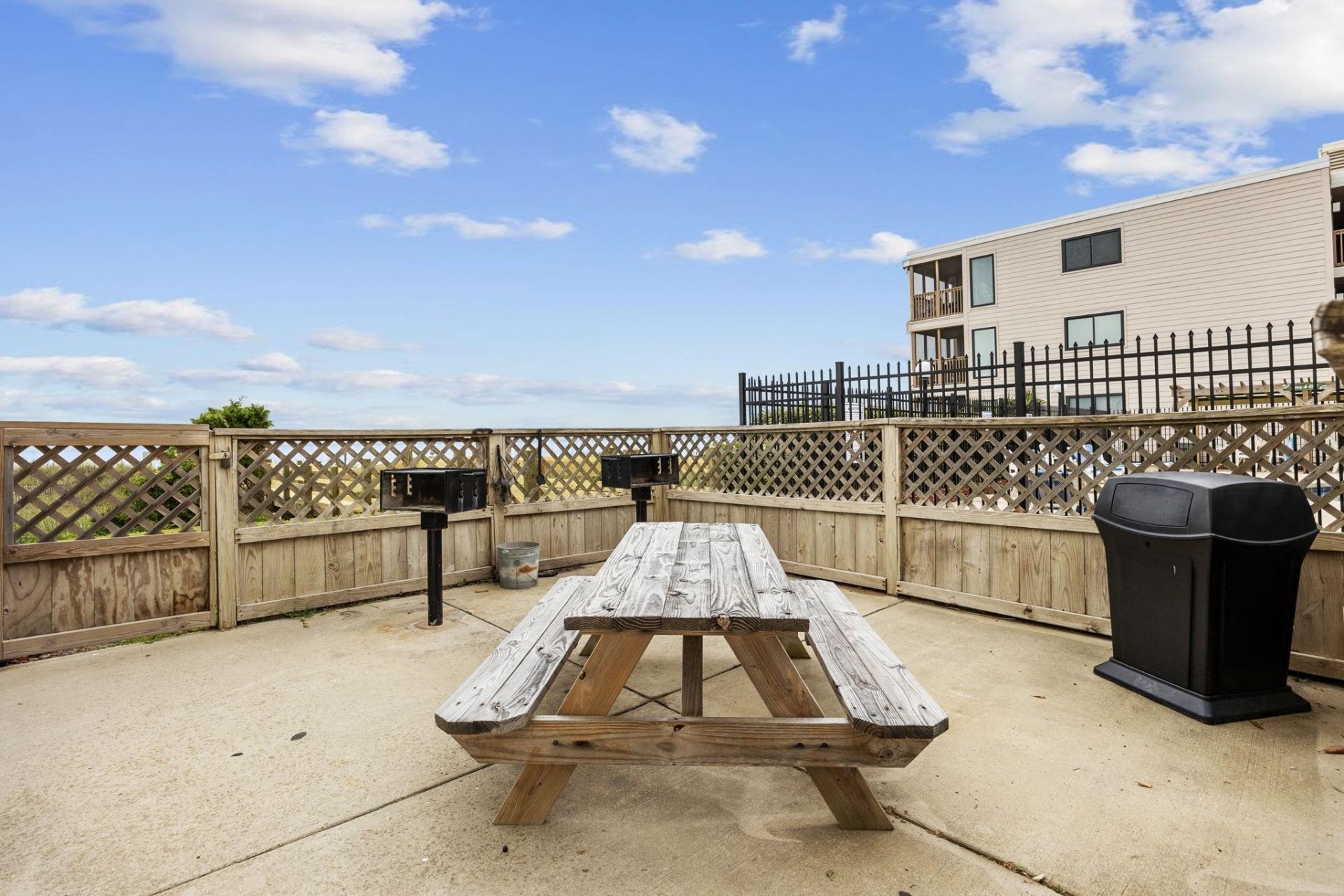 1709 S Ocean Blvd.  Photo 33