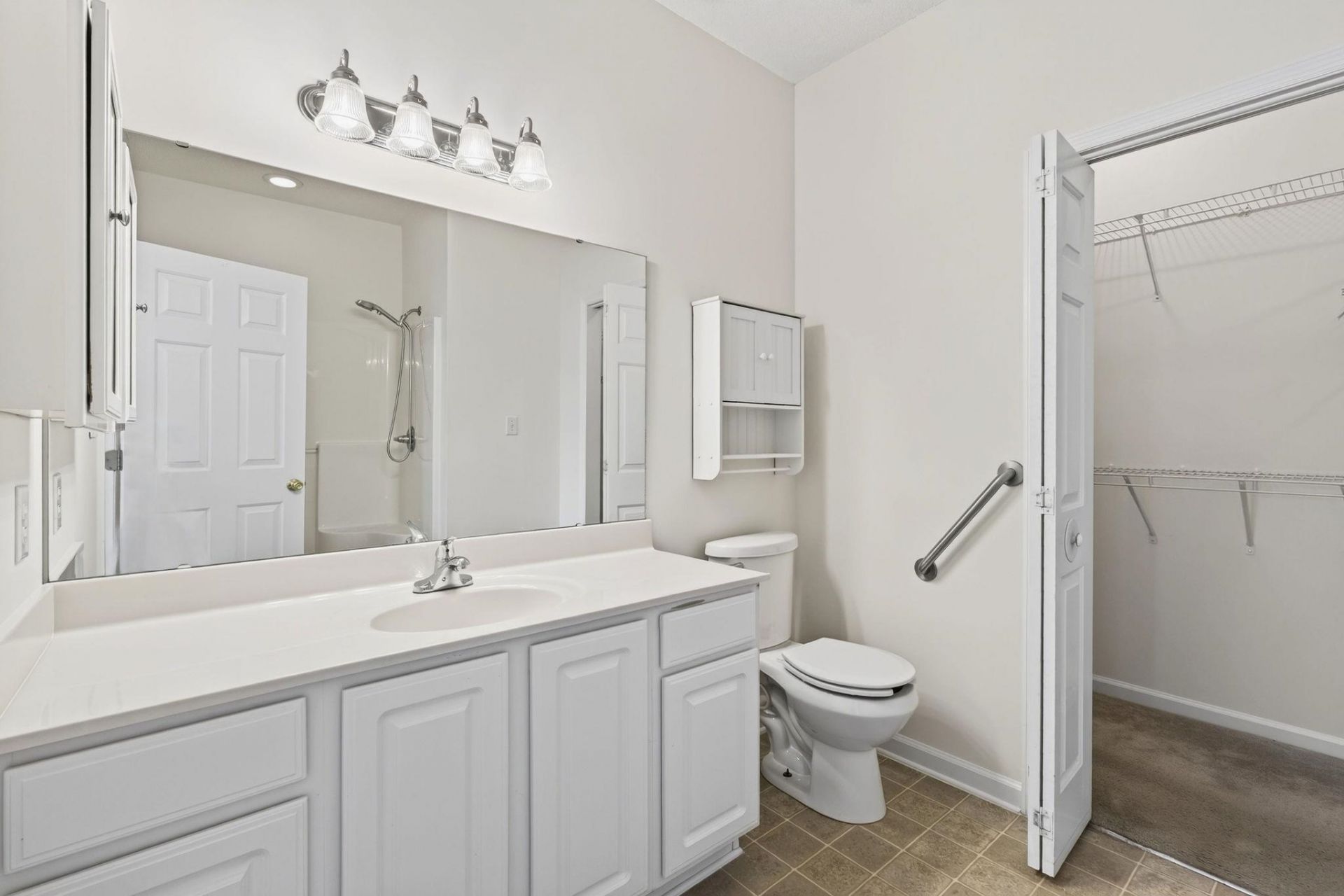 130 Lazy Willow Ln. Photo 12